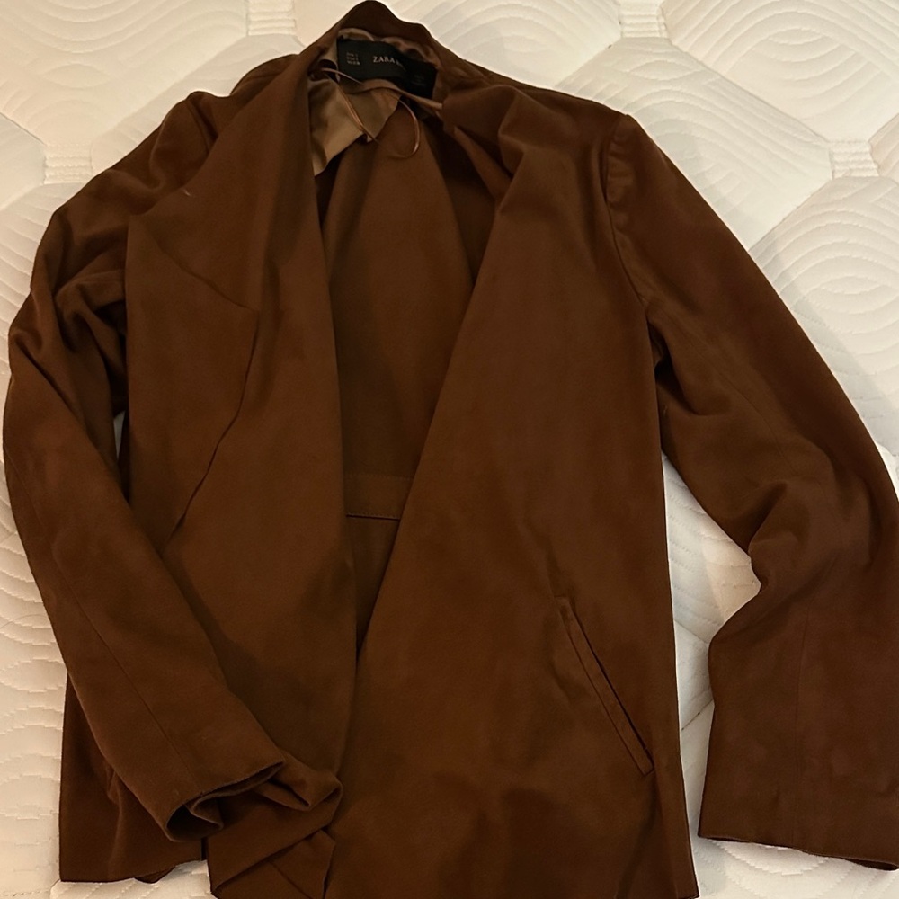 Zara Women’s Tan Lightweight Jacket